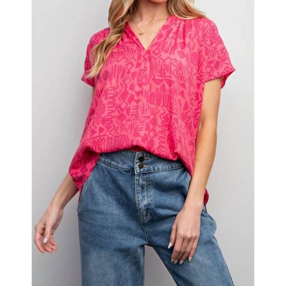 EASEL Tops - NEW EASEL the peach blossom top - plus in coral pink